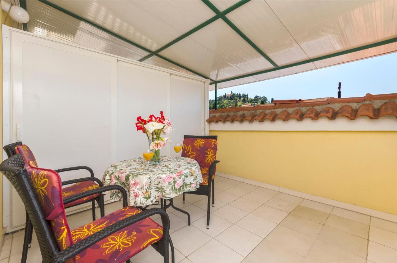 Apartments And Room Take It Easy Tribunj  Bagian luar foto